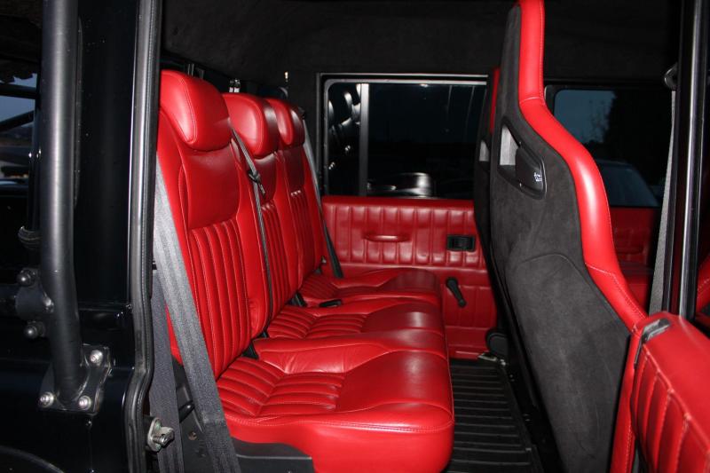 Land Rover Defender 110