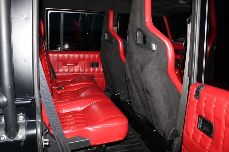 Land Rover Defender 110