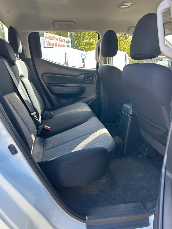 Mitsubishi L200