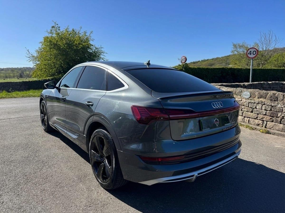 Audi E-tron