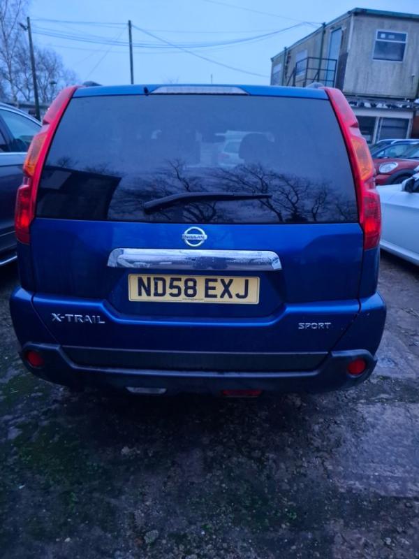Nissan X Trail