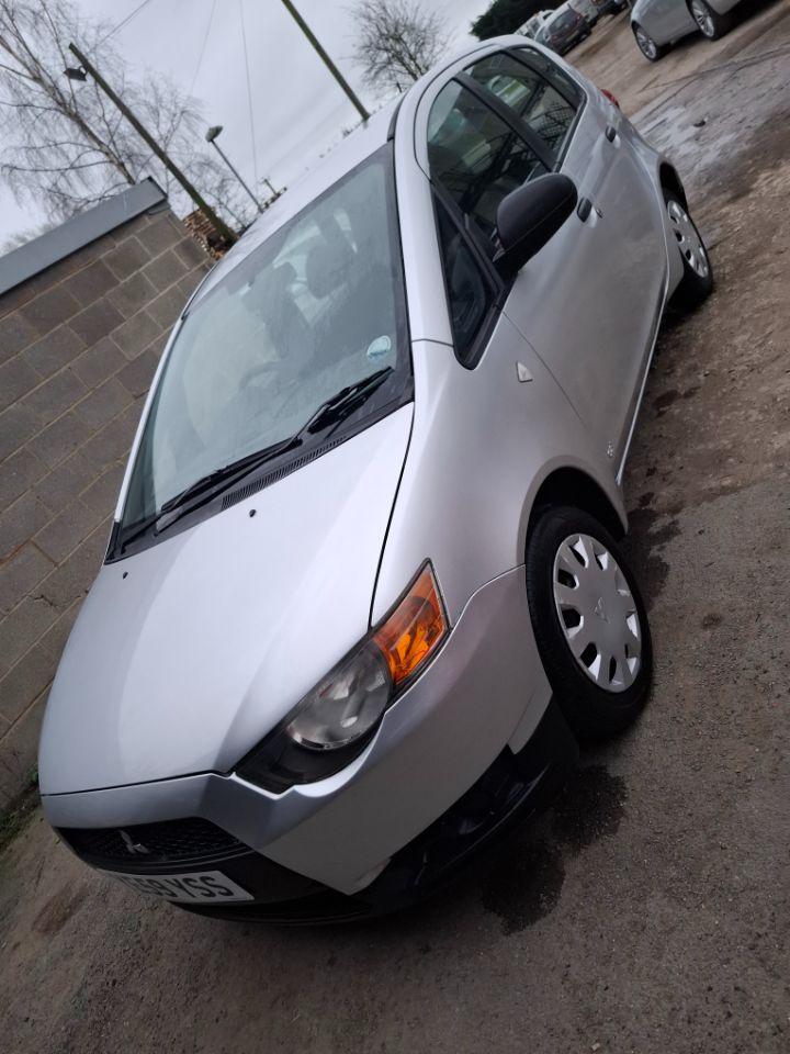 Mitsubishi Colt