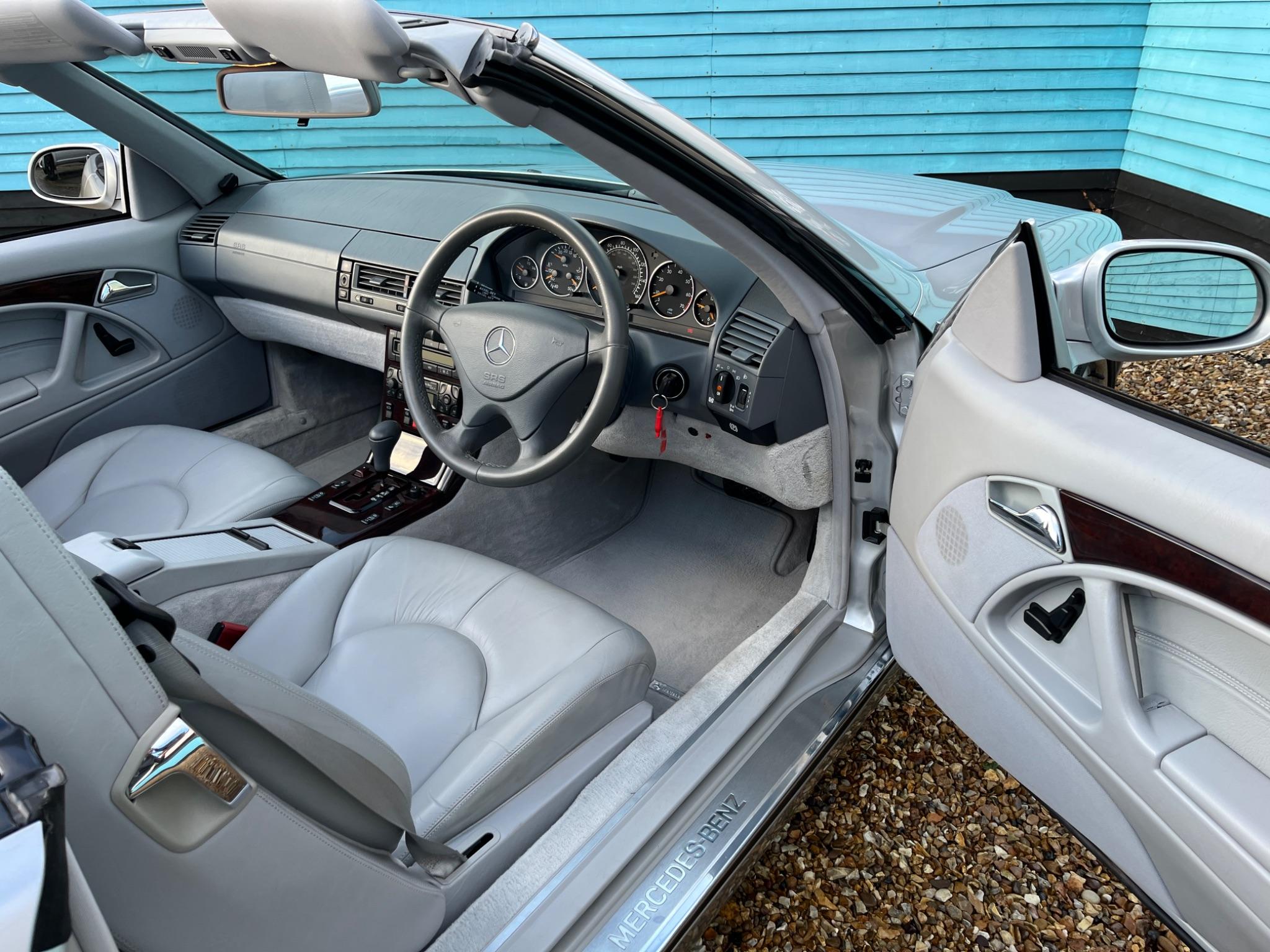 Mercedes-Benz SL