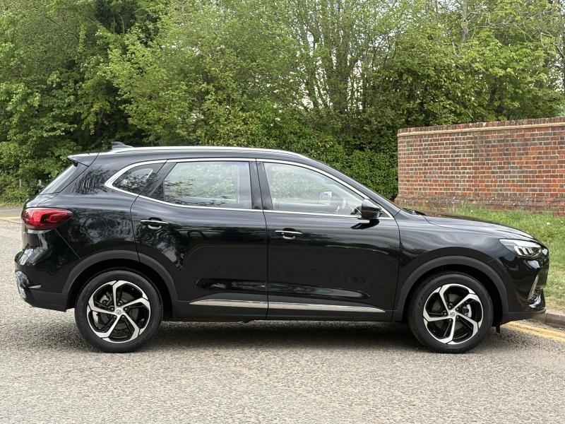 MG Motor UK HS