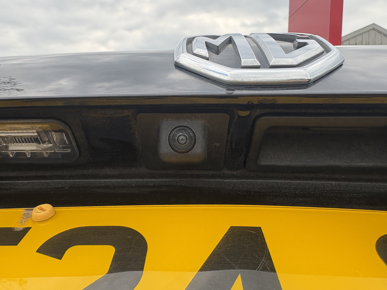 MG Motor UK HS