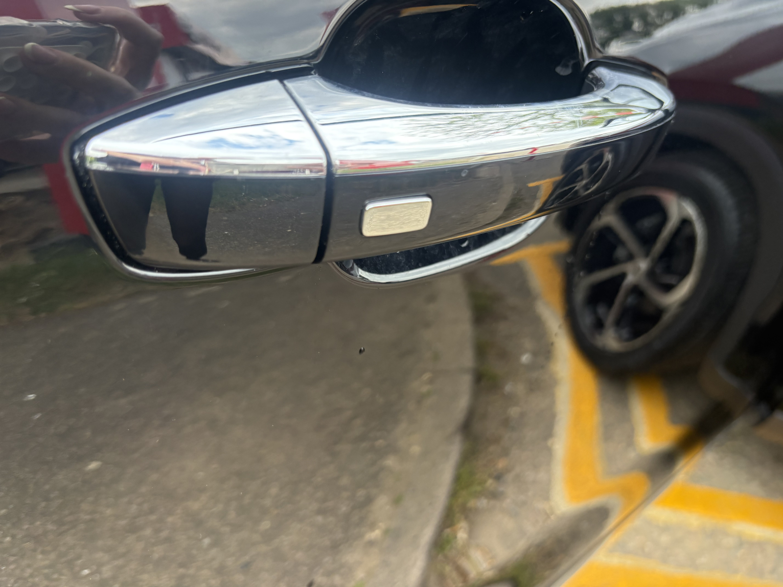 MG Motor UK HS