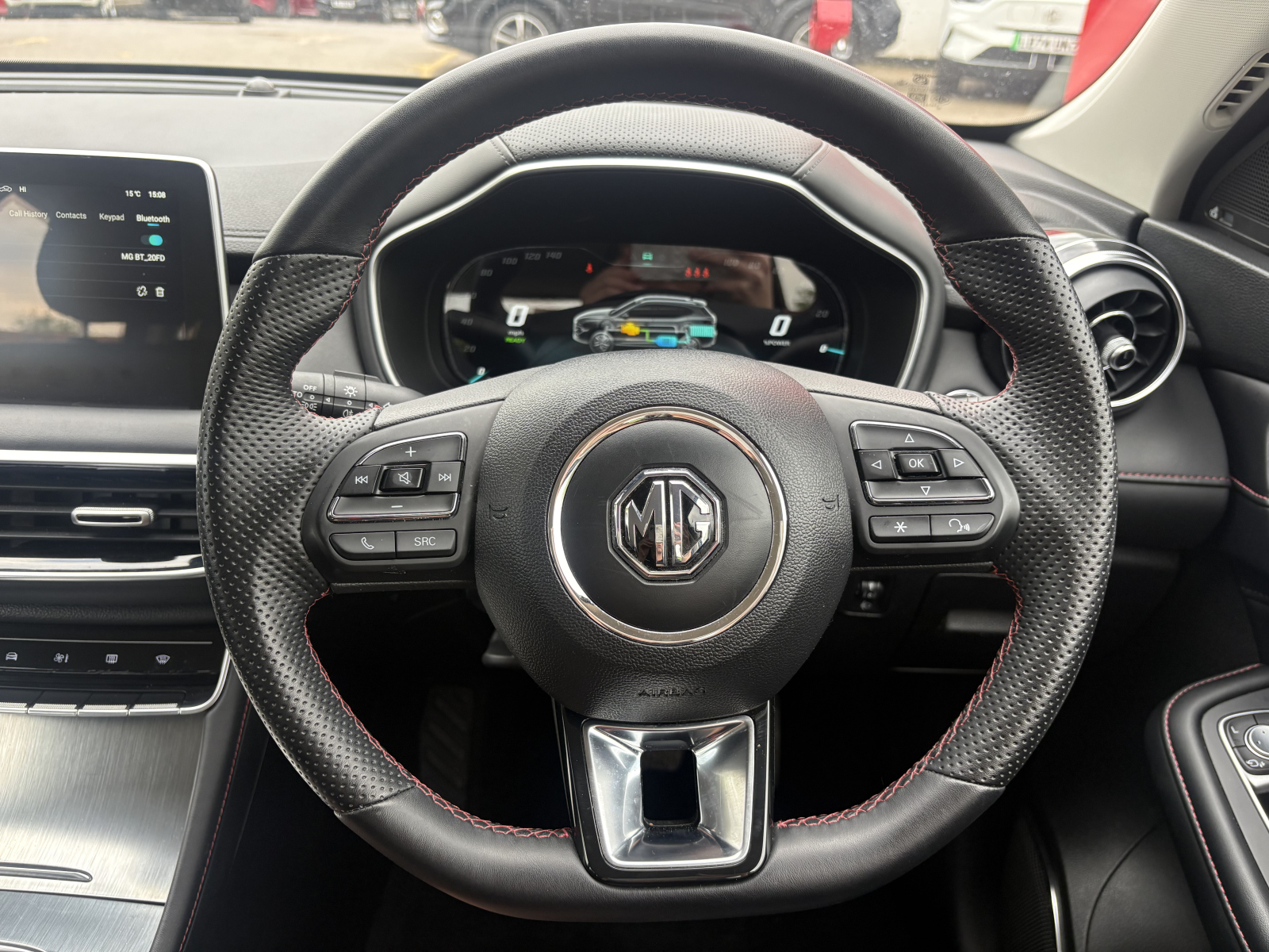 MG Motor UK HS