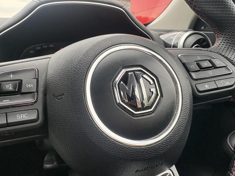 MG Motor UK HS