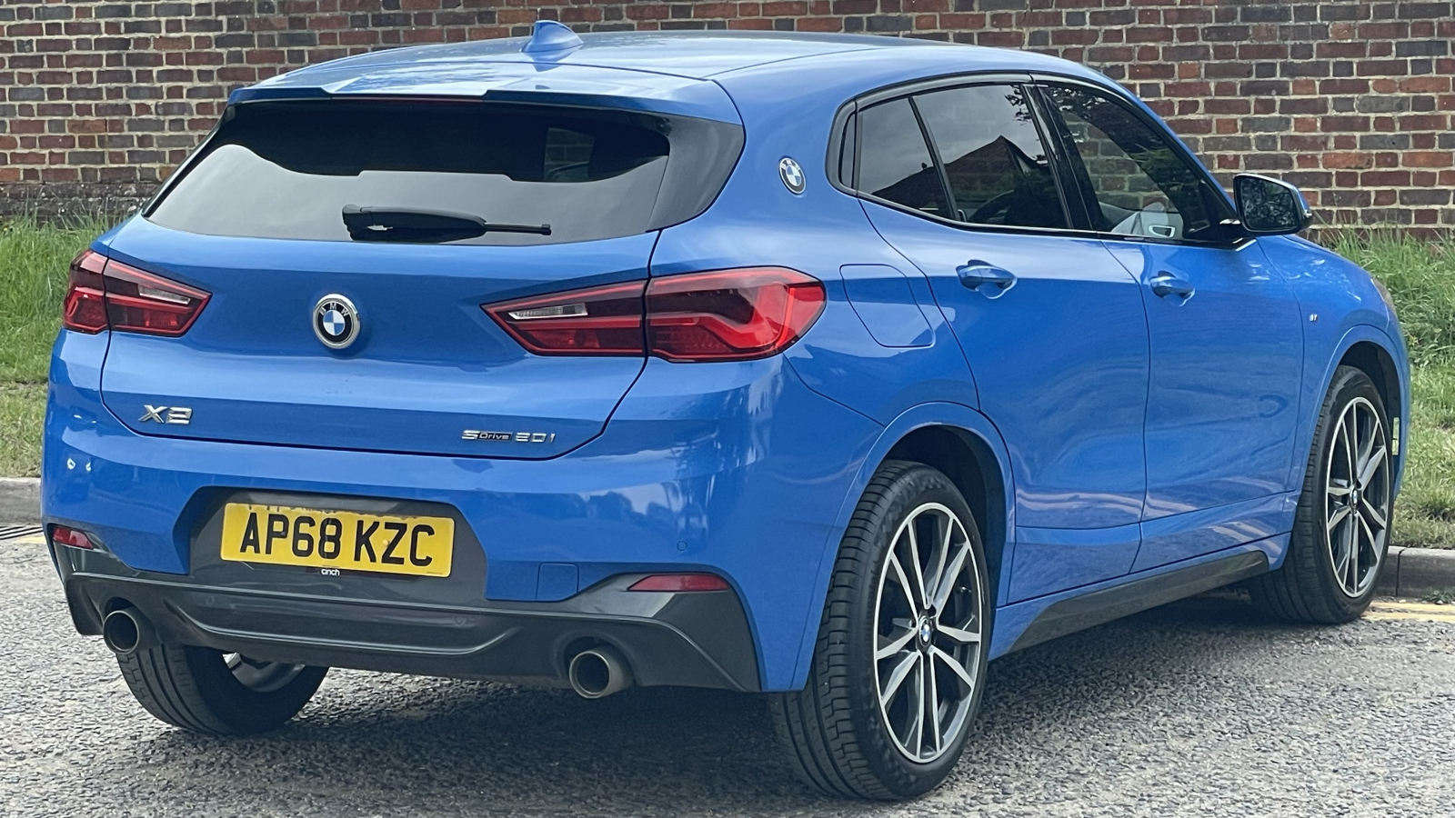 BMW X2