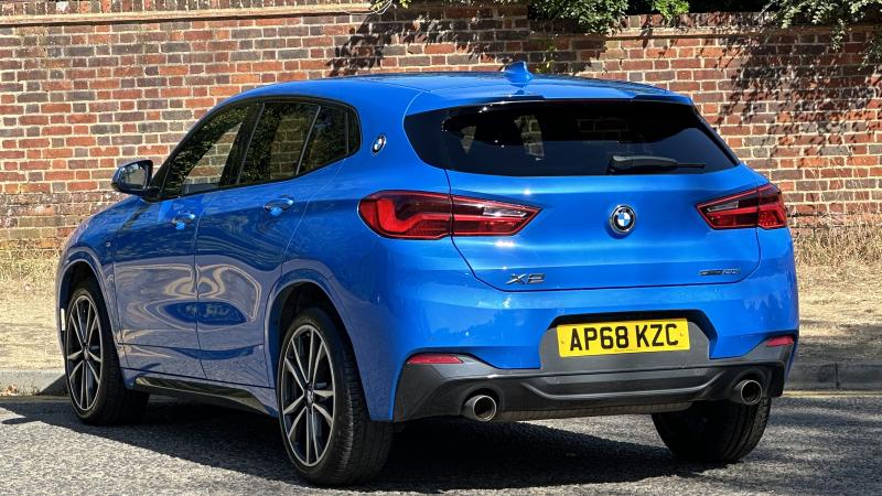 BMW X2