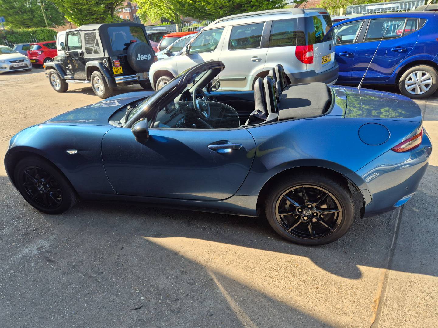 Mazda MX-5