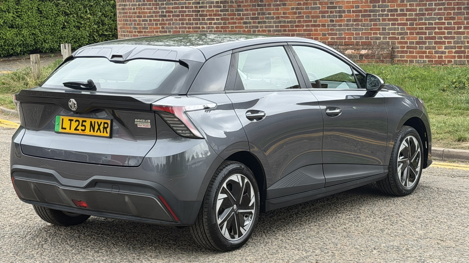 MG Motor UK Mg4