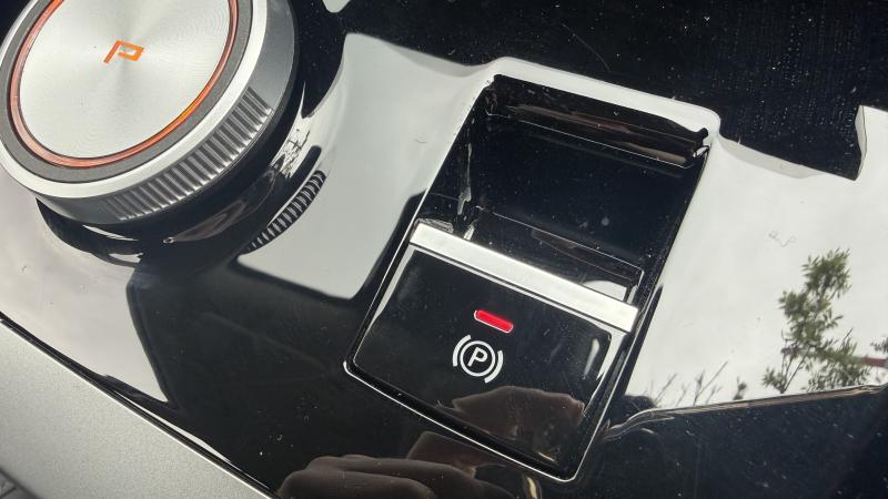 MG Motor UK Mg4