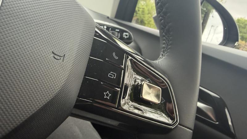 MG Motor UK Mg4