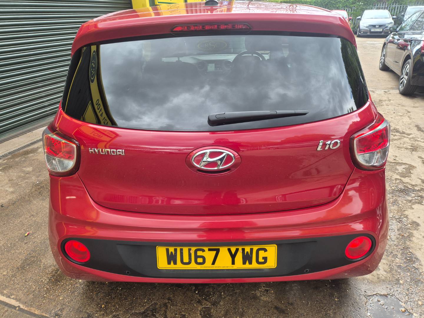 Hyundai i10