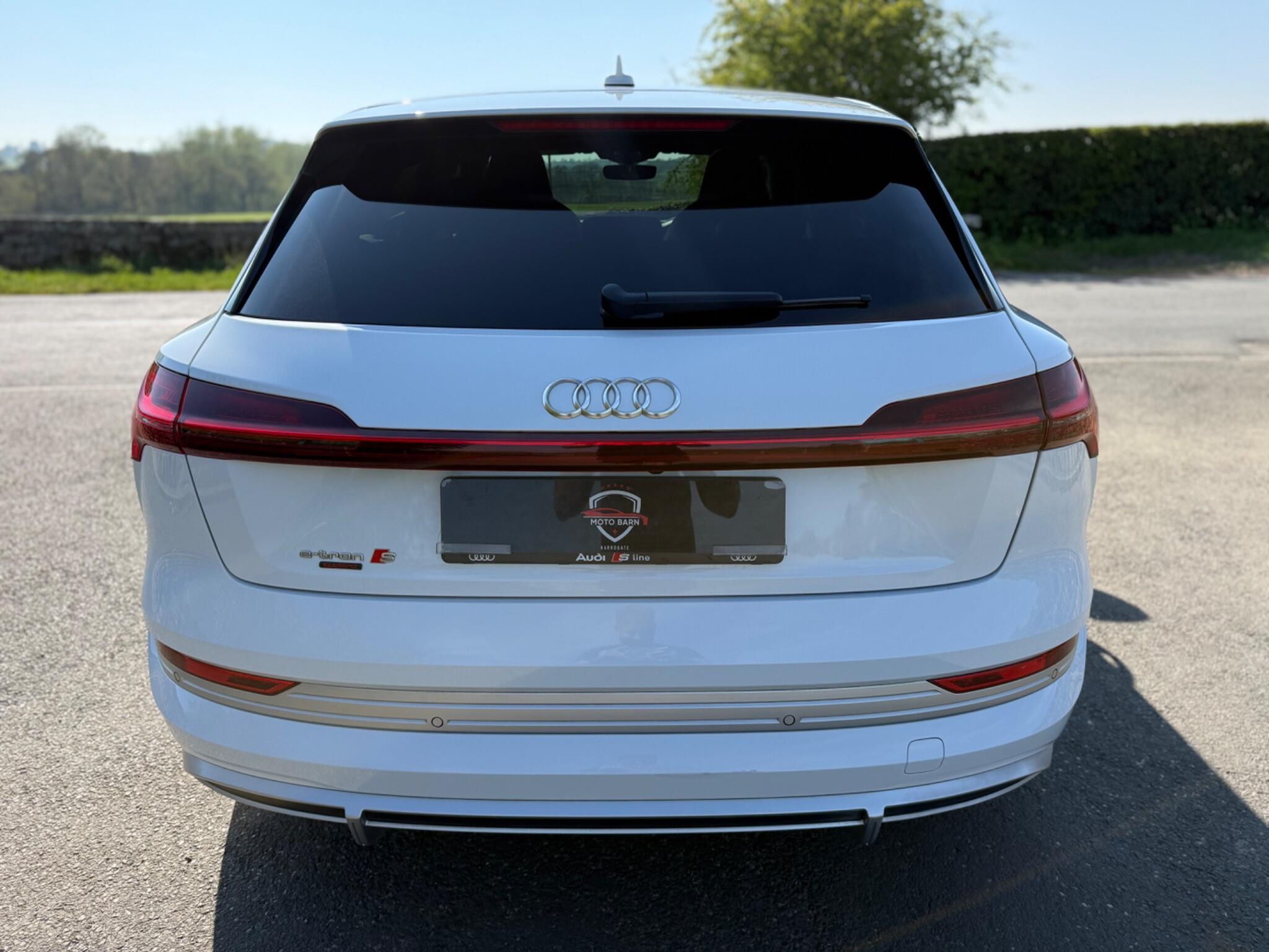 Audi e-tron S