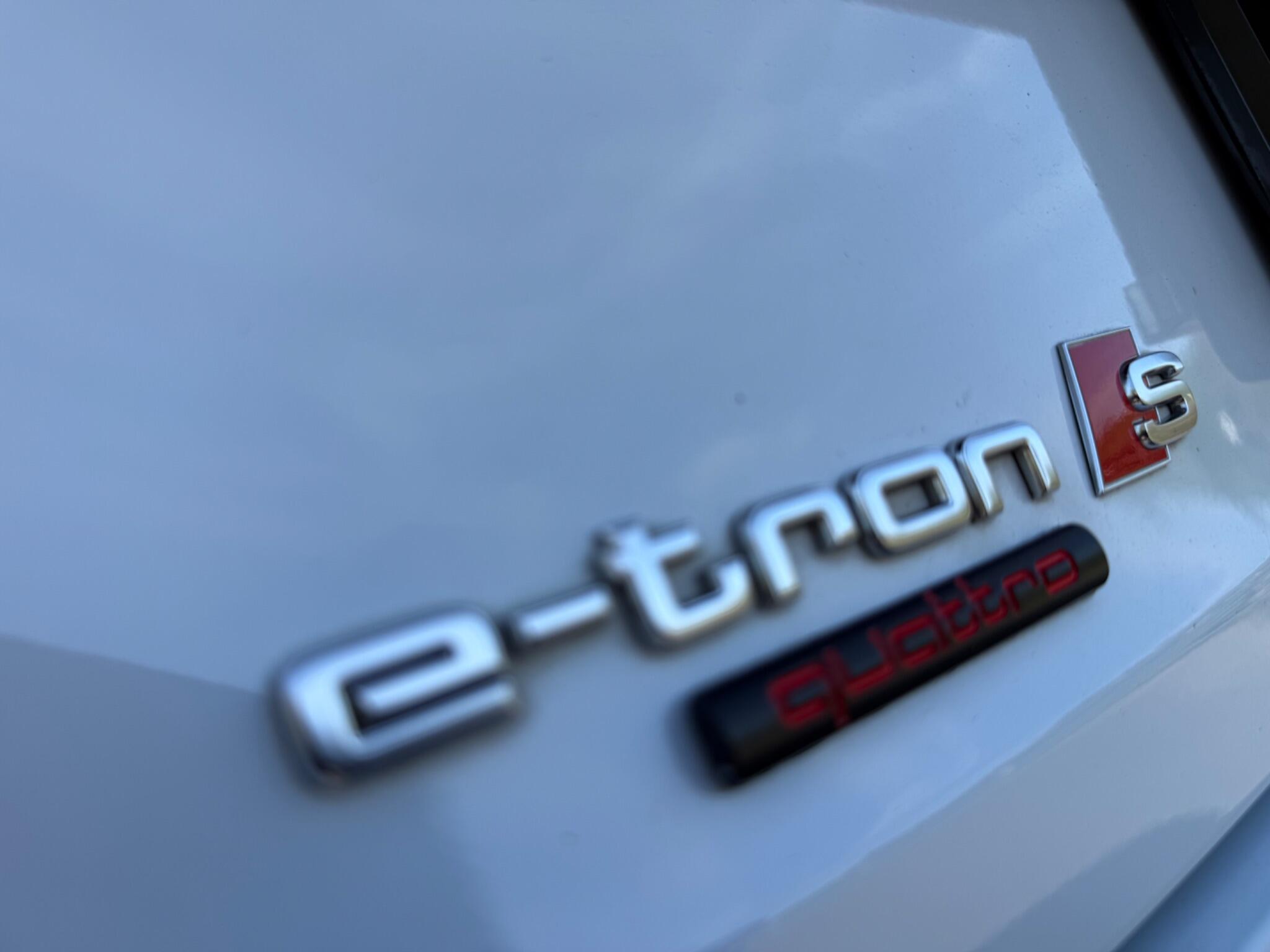 Audi e-tron S