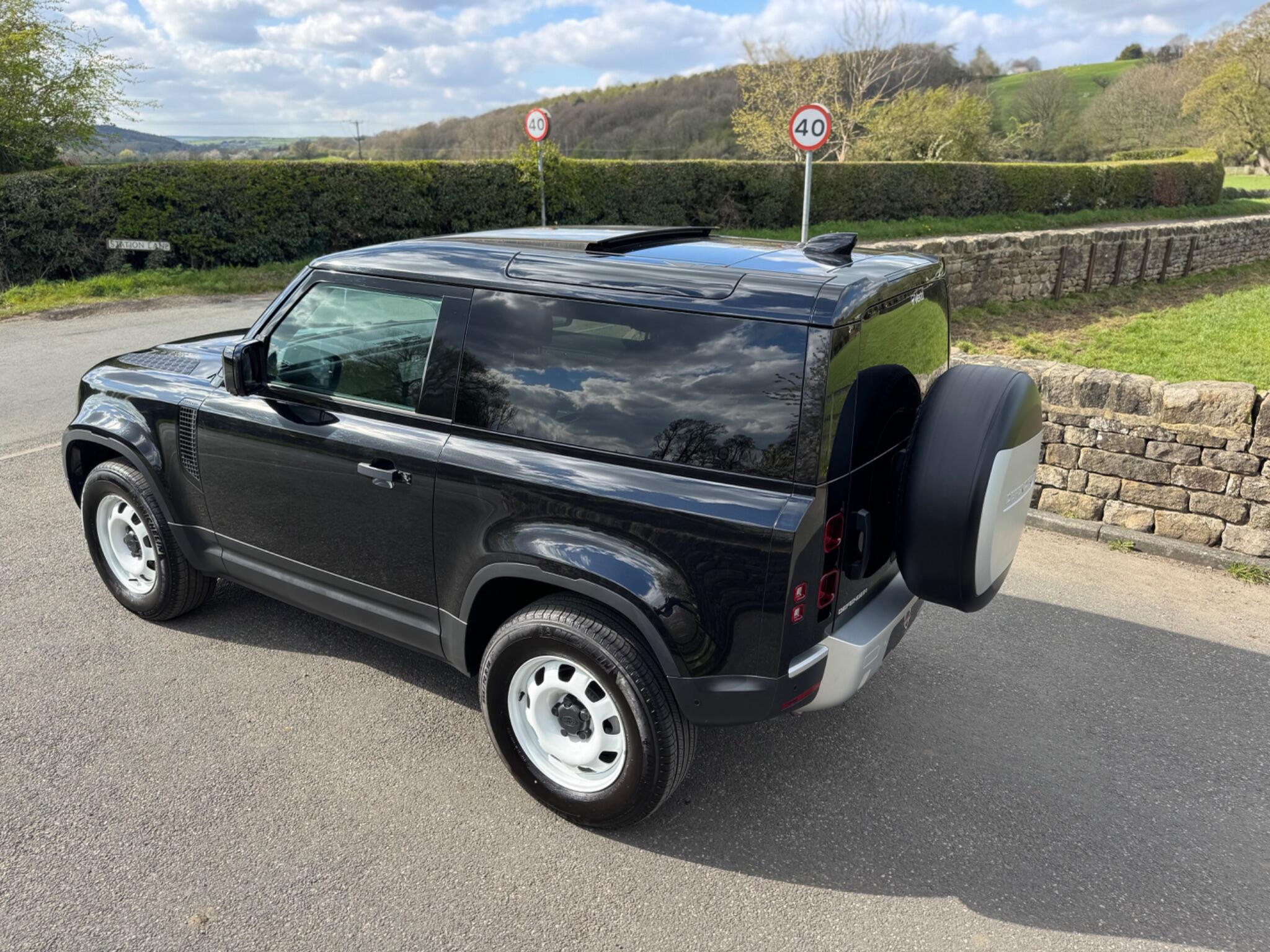 Land Rover Defender Unspecified
