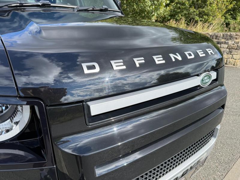 Land Rover Defender 90