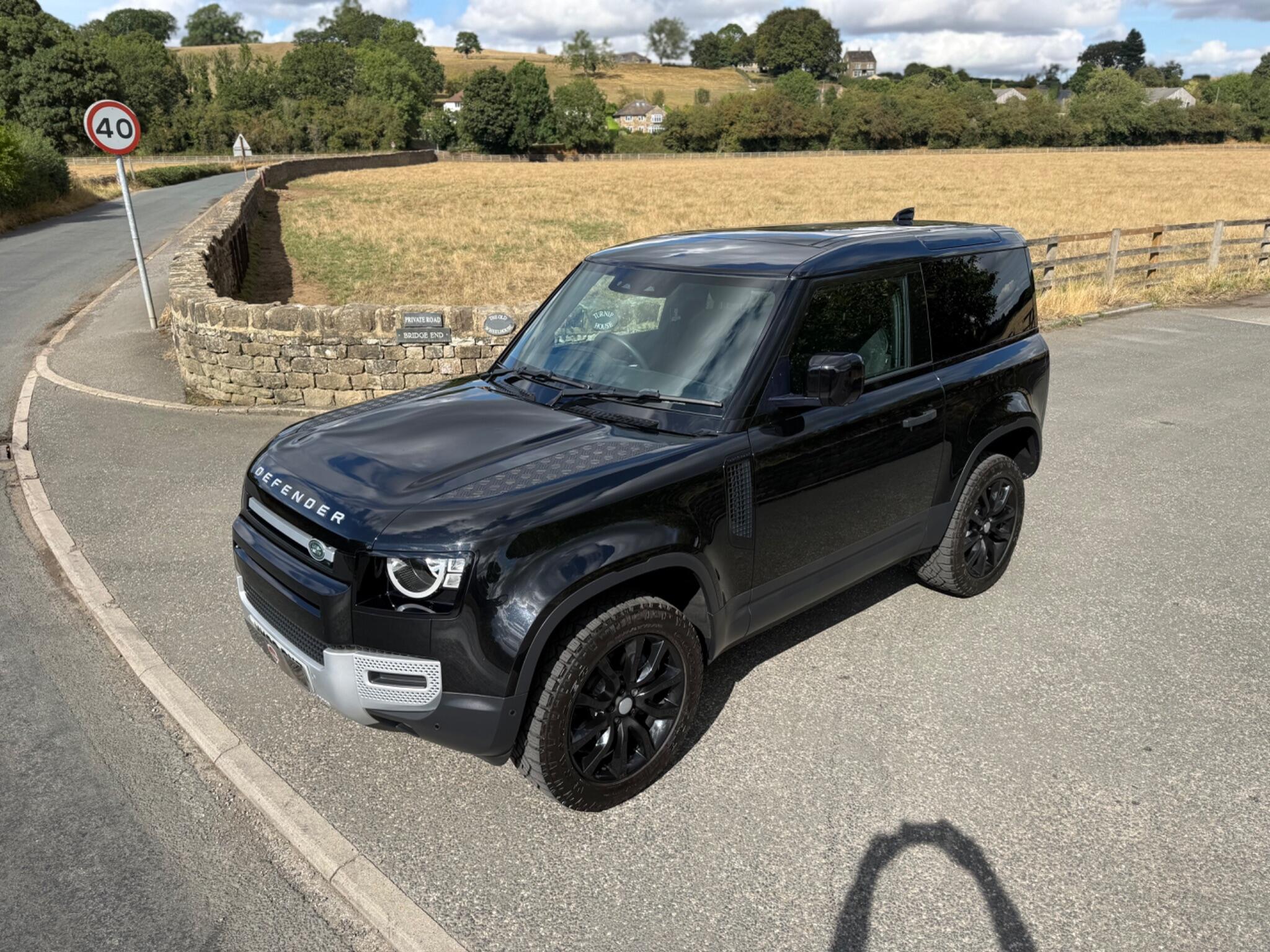 Land Rover Defender 90