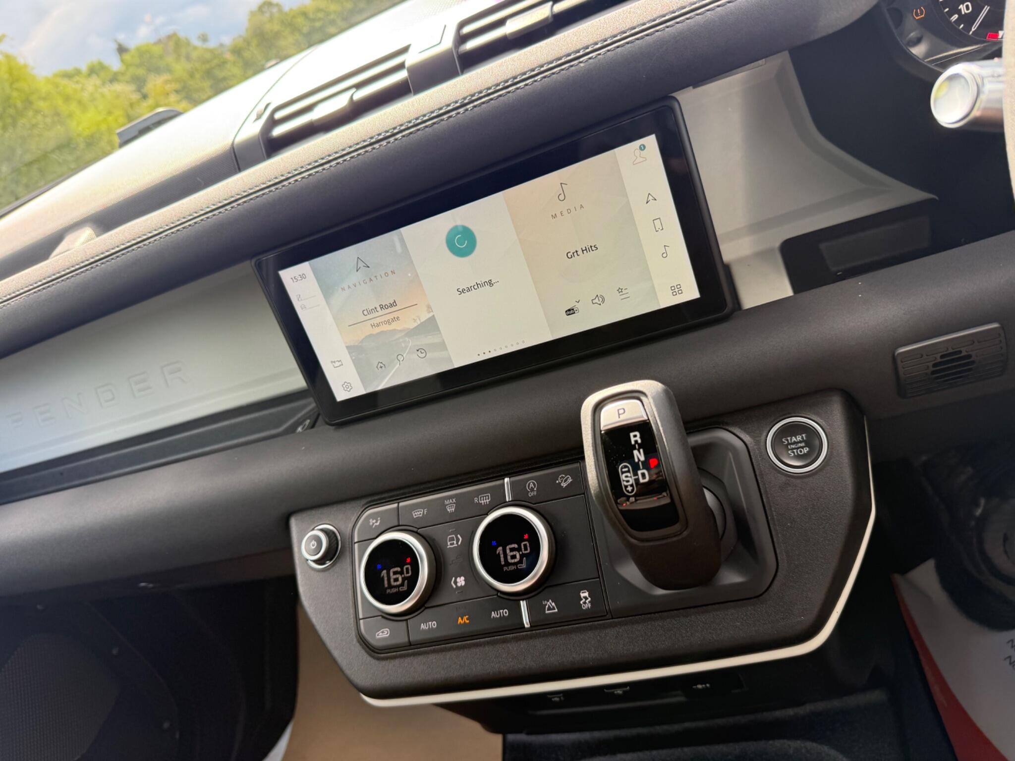 Land Rover Defender 90