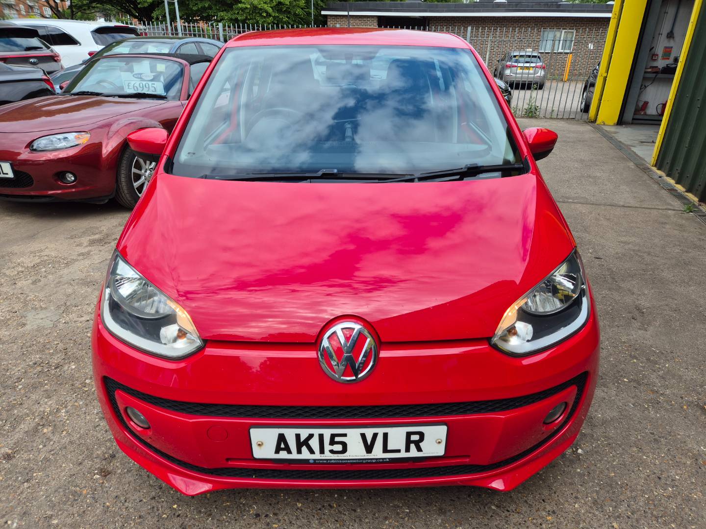 Volkswagen Up