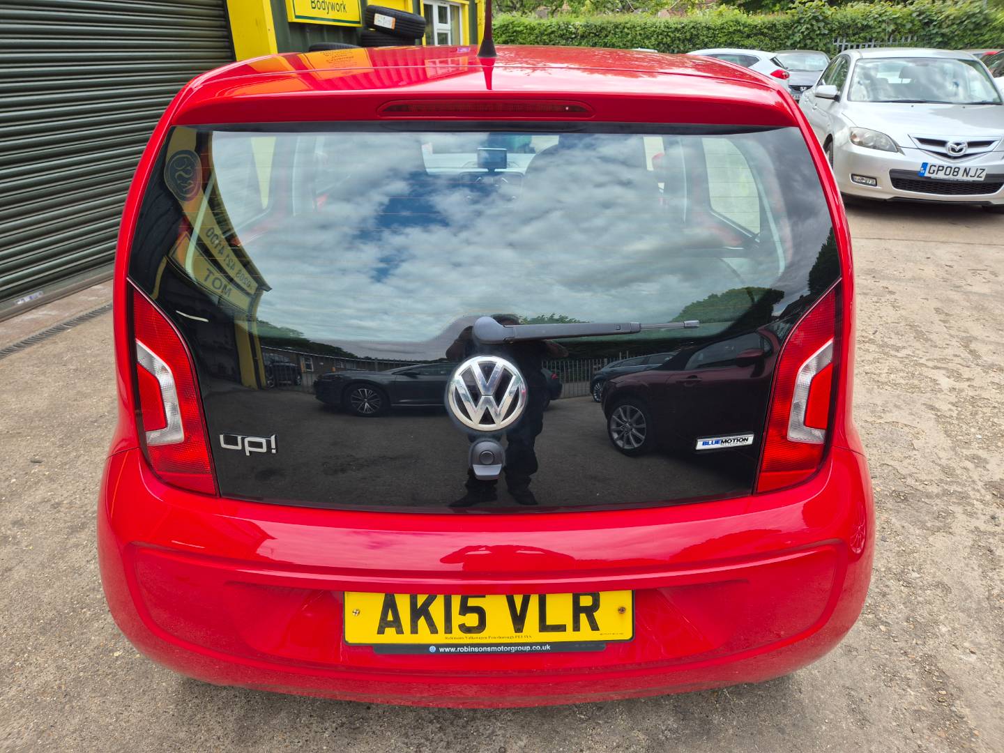 Volkswagen Up