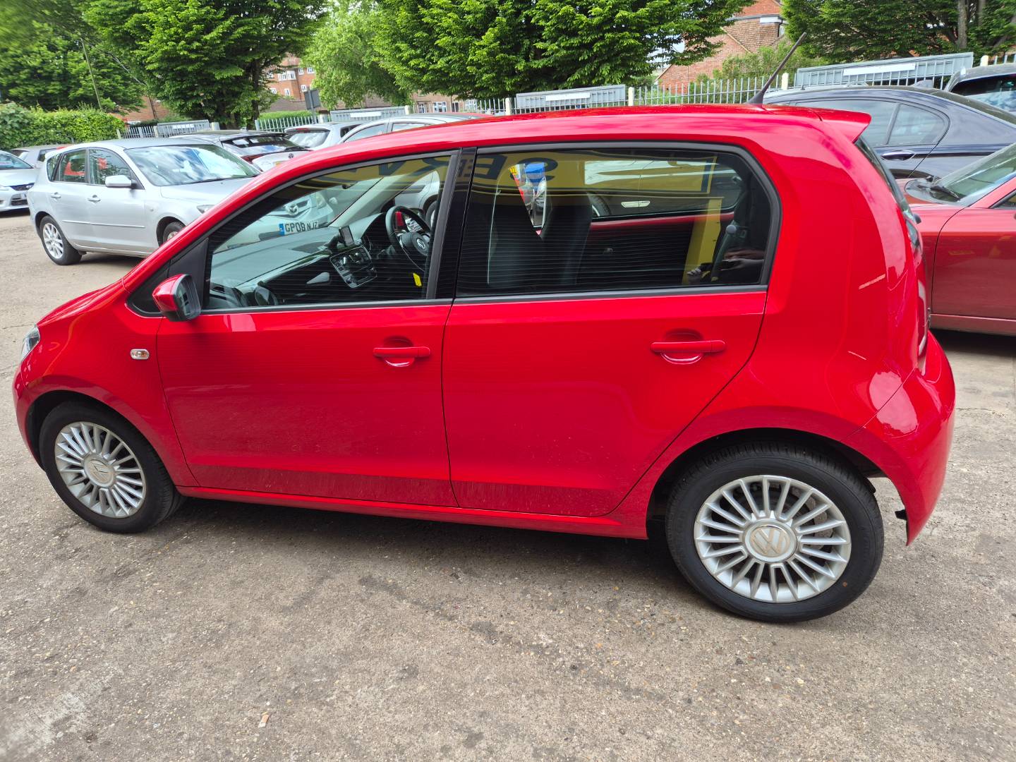 Volkswagen Up
