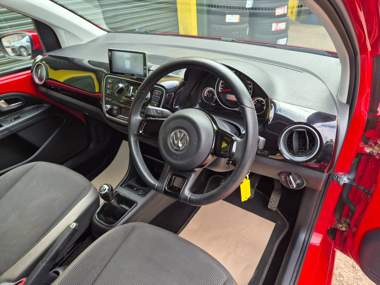 Volkswagen Up