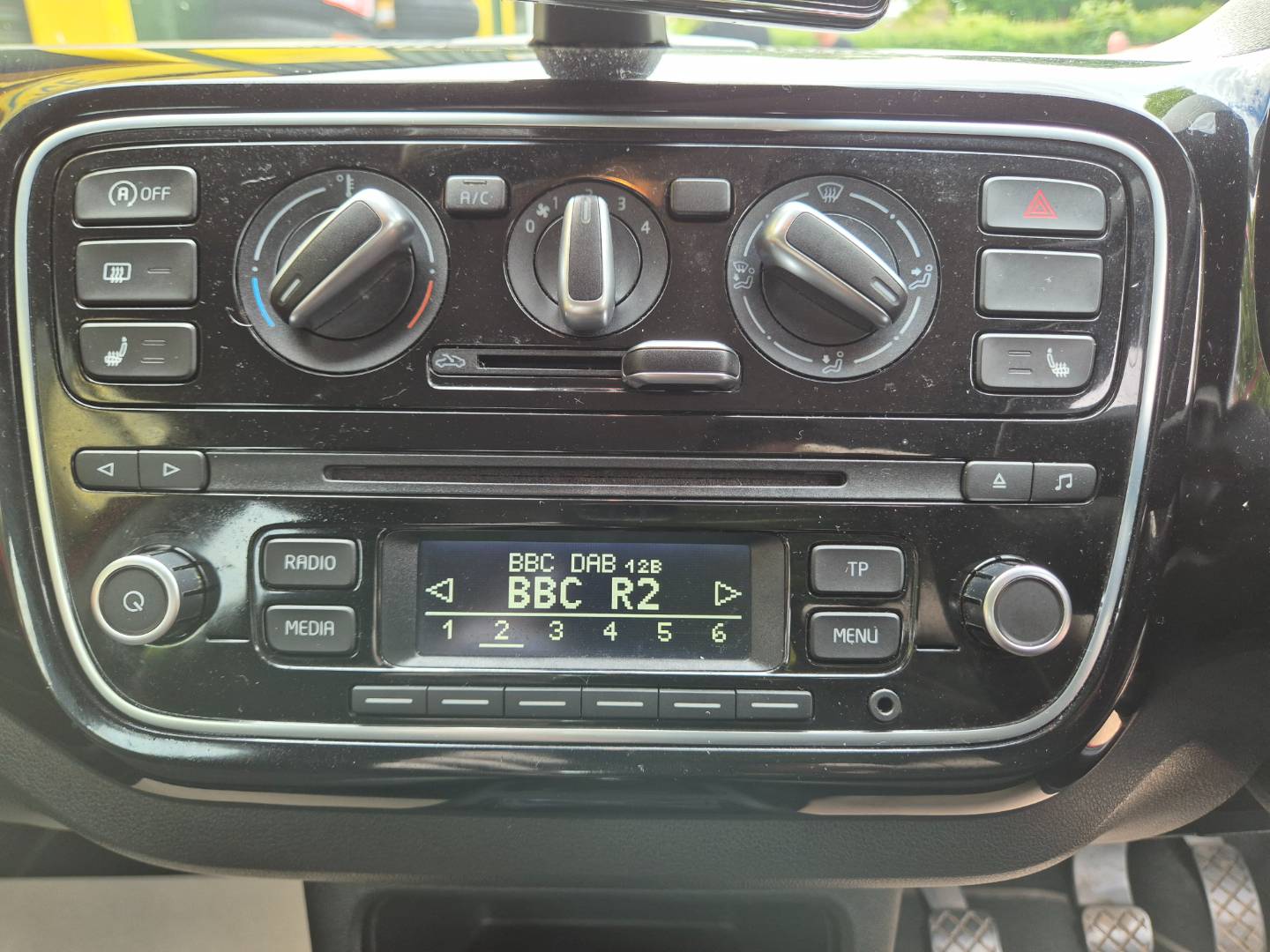 Volkswagen Up