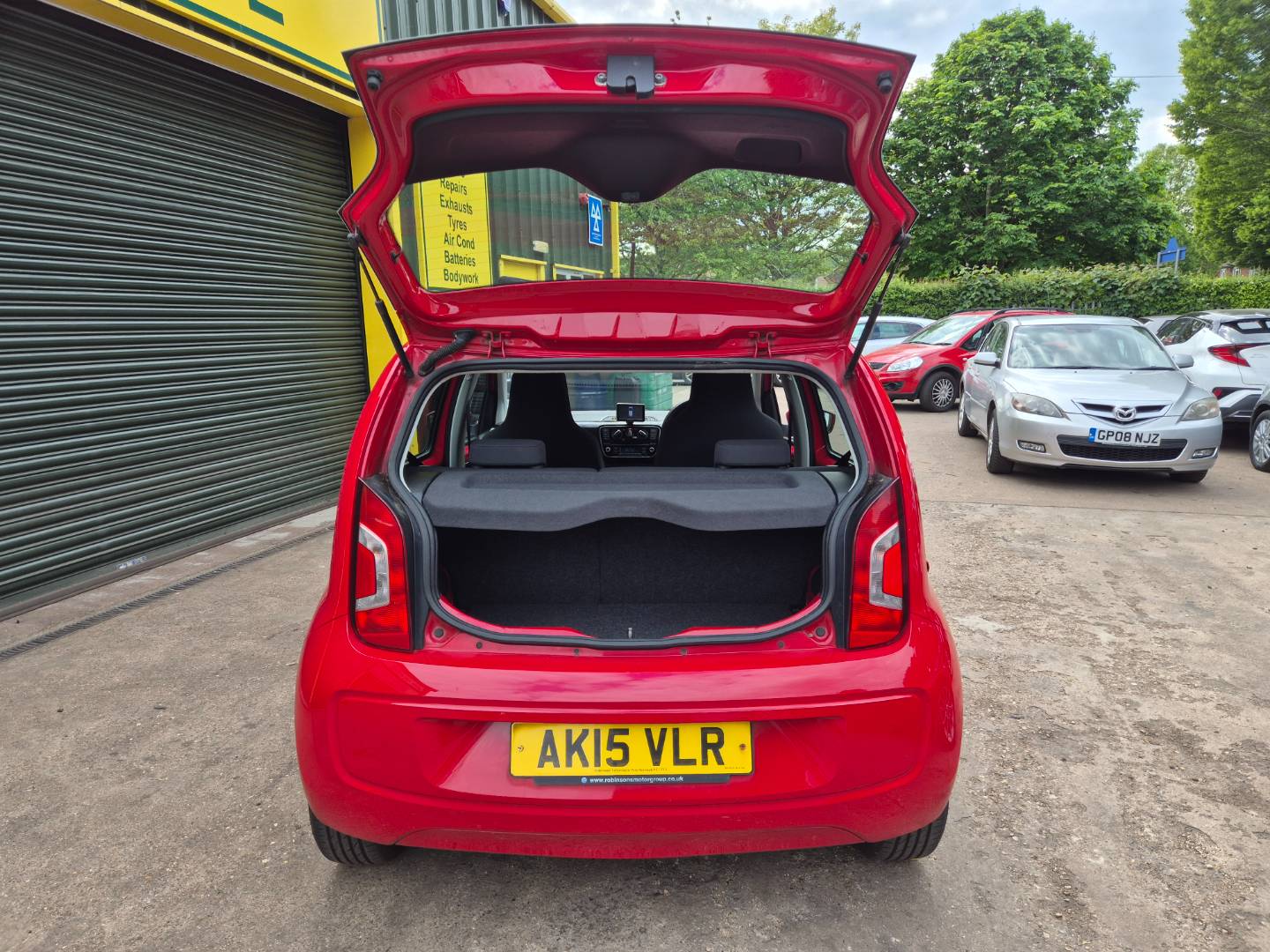 Volkswagen Up