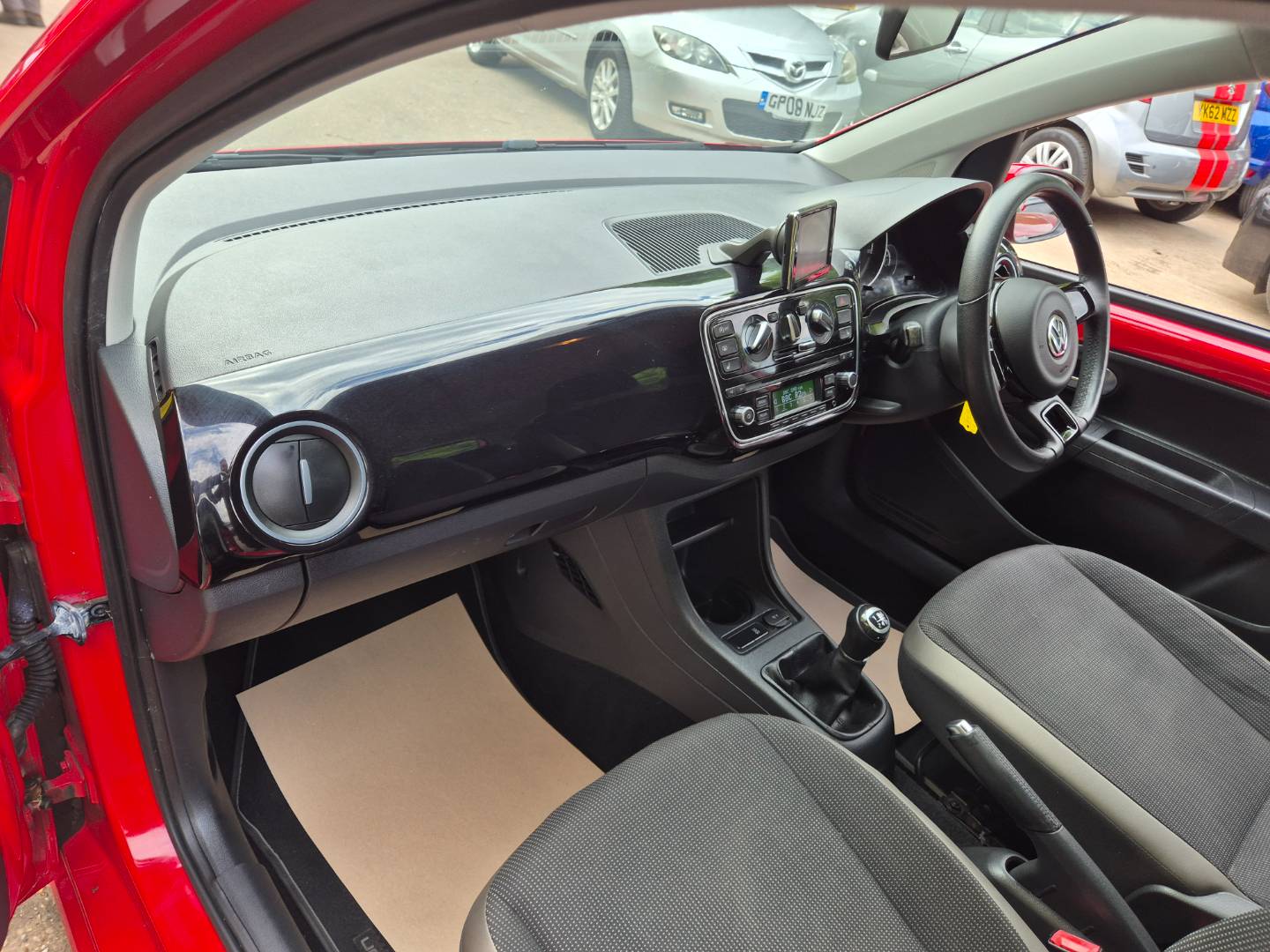 Volkswagen Up