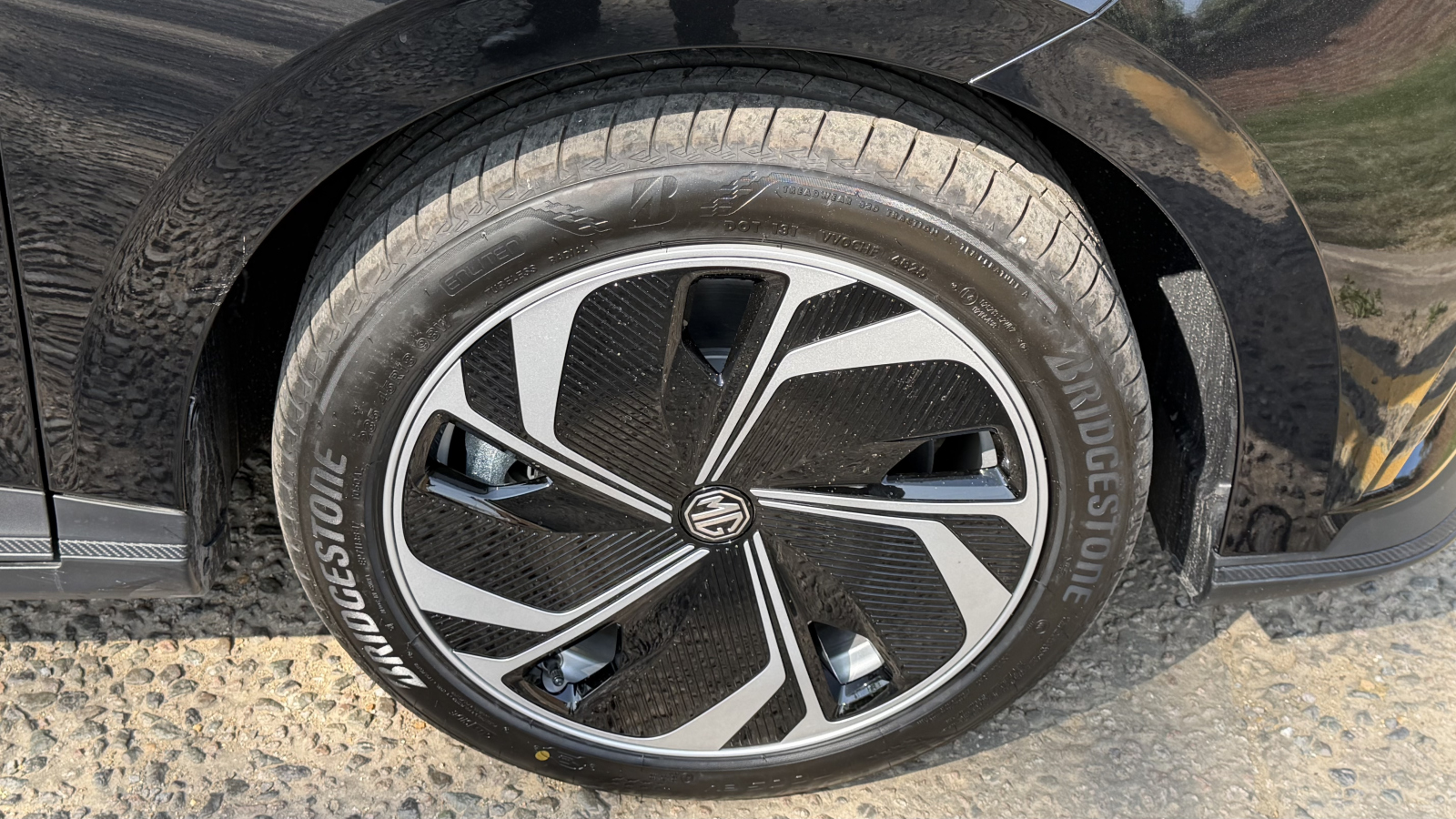 MG Motor UK Mg4