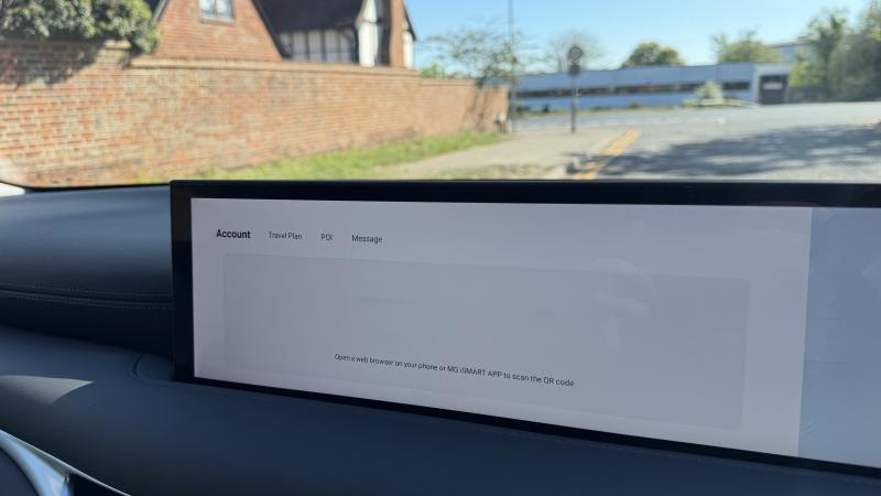 MG Motor UK IM5