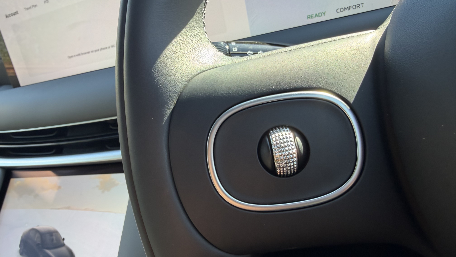 MG Motor UK IM5