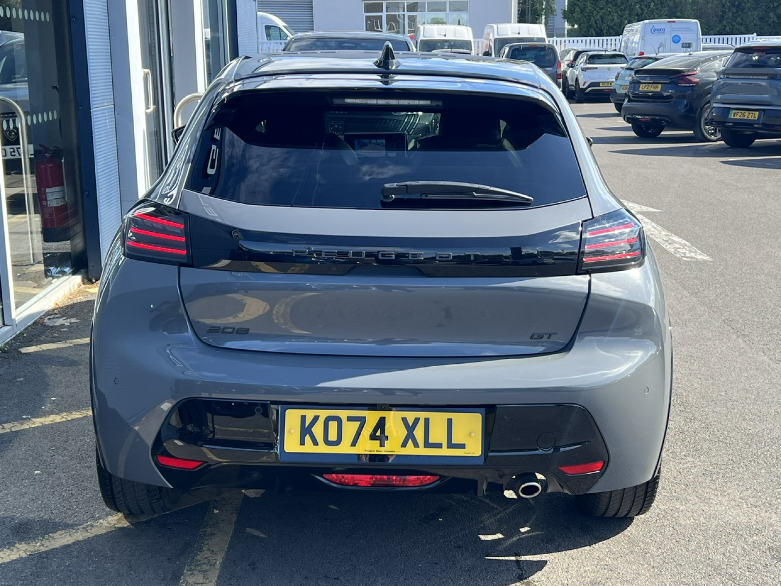 Peugeot 208