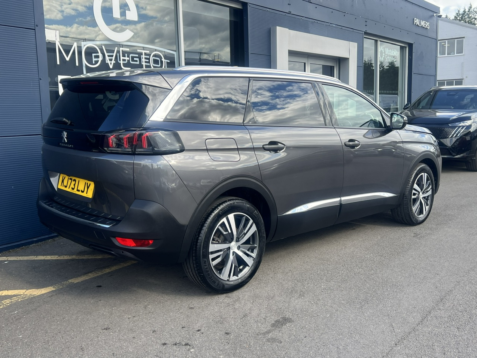 Peugeot 5008