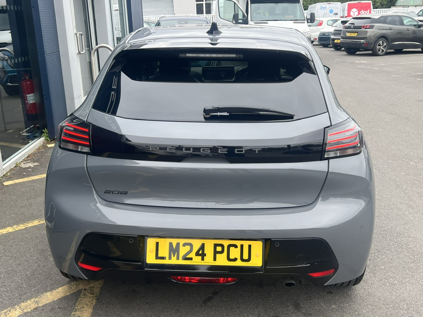 Peugeot 208