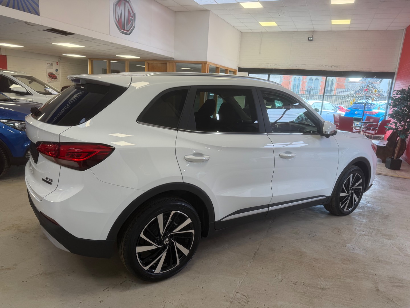 MG Motor UK ZS