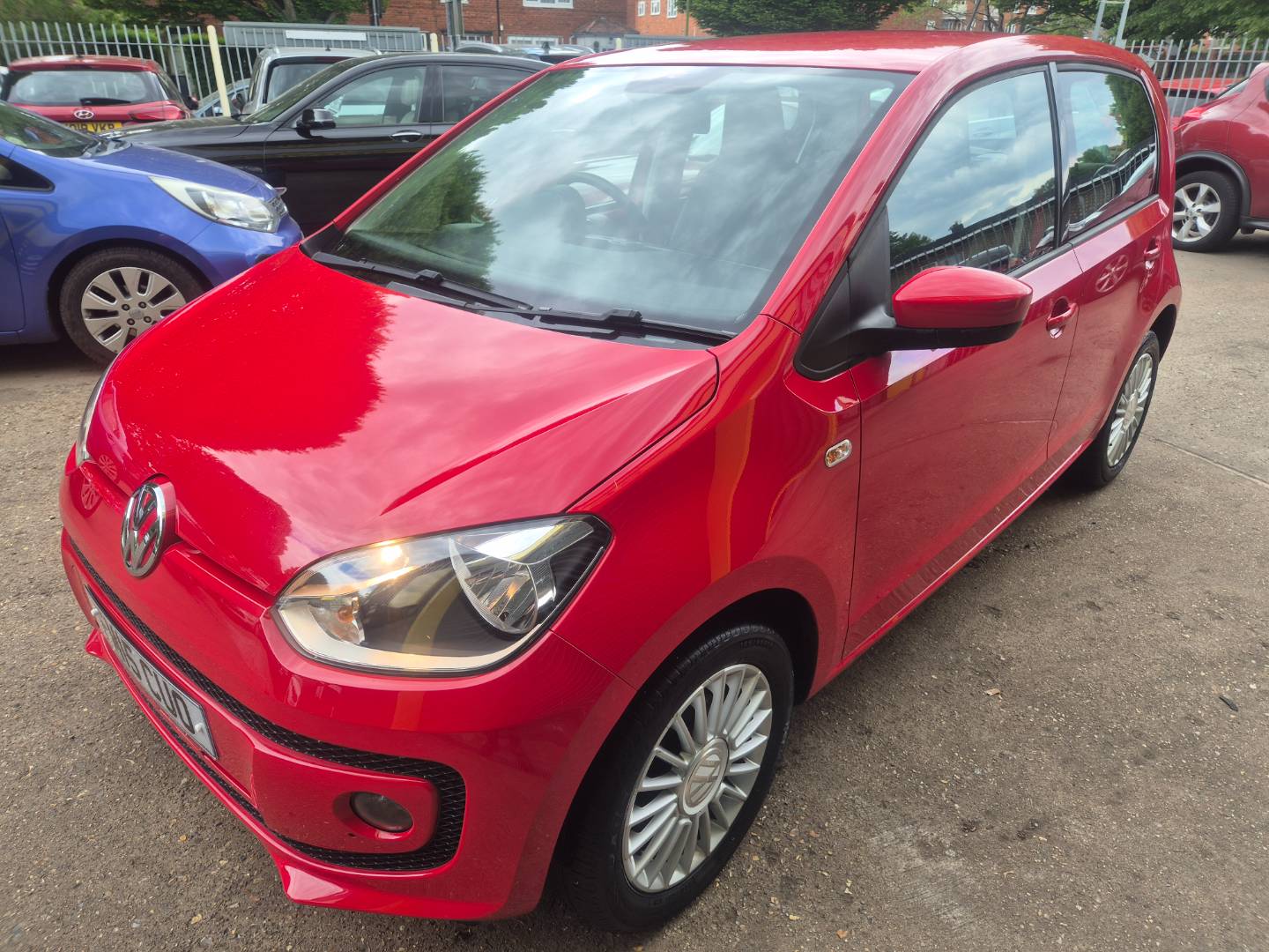 Volkswagen Up