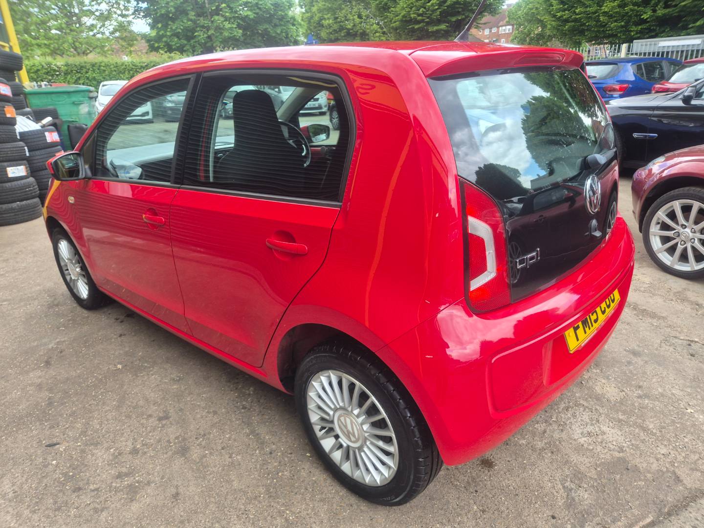 Volkswagen Up
