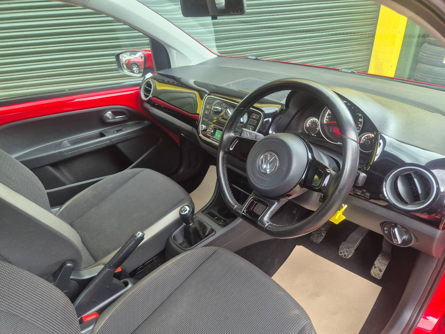 Volkswagen Up