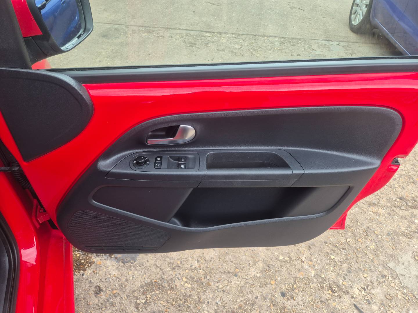 Volkswagen Up