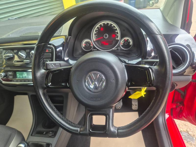 Volkswagen Up