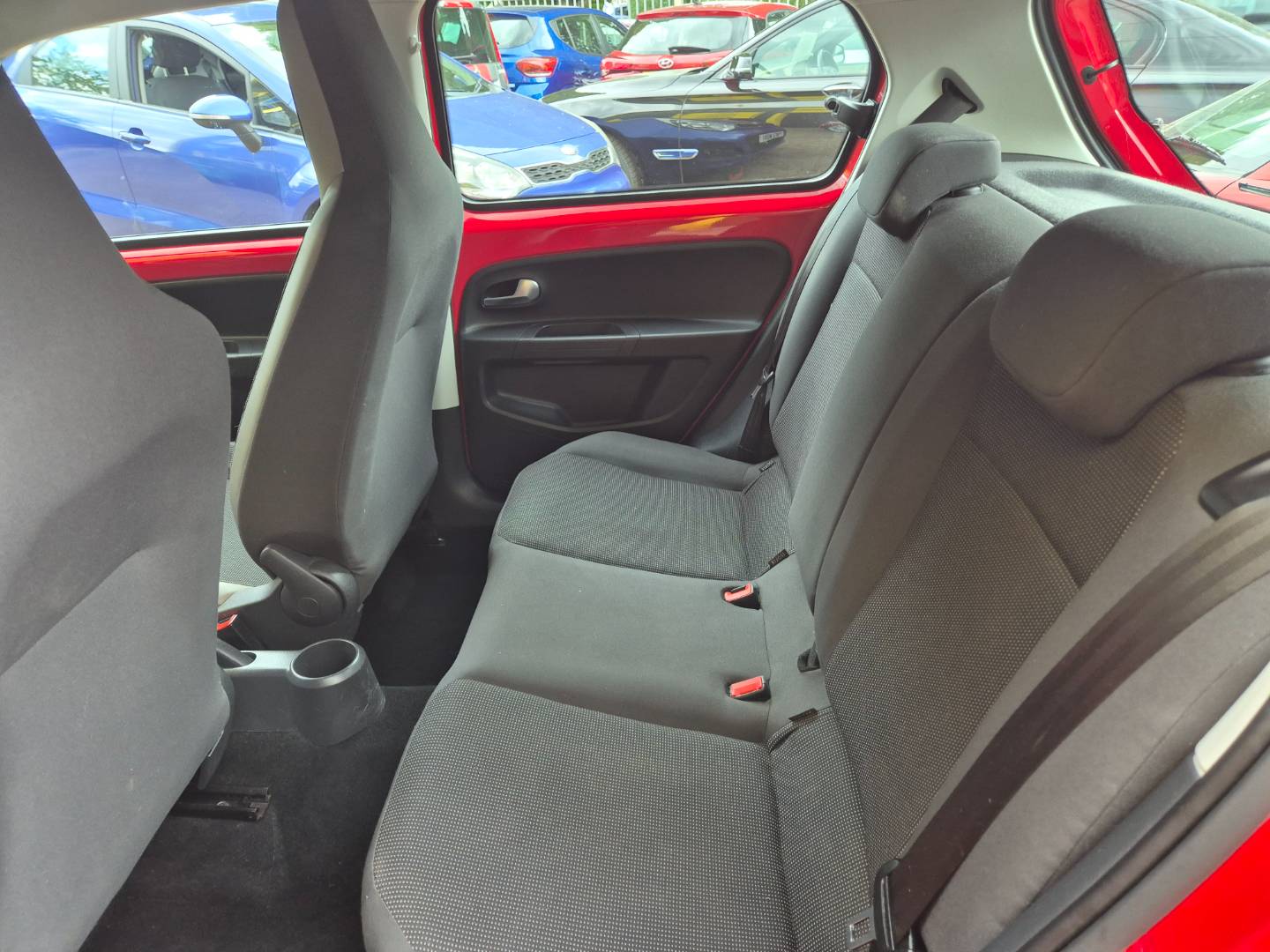 Volkswagen Up
