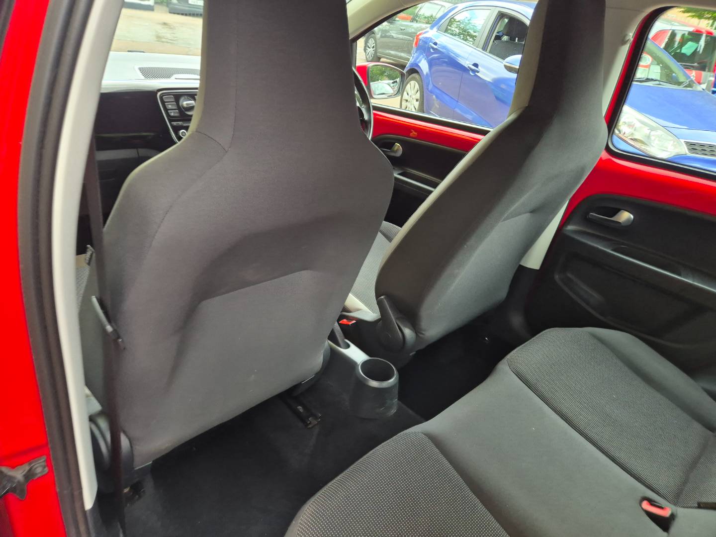Volkswagen Up