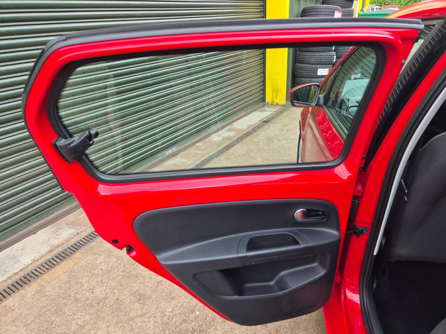 Volkswagen Up