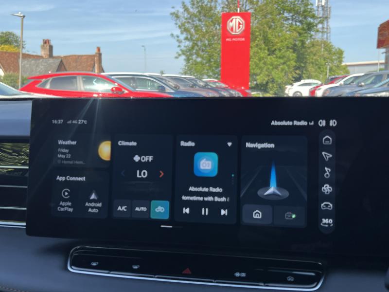 MG Motor UK HS