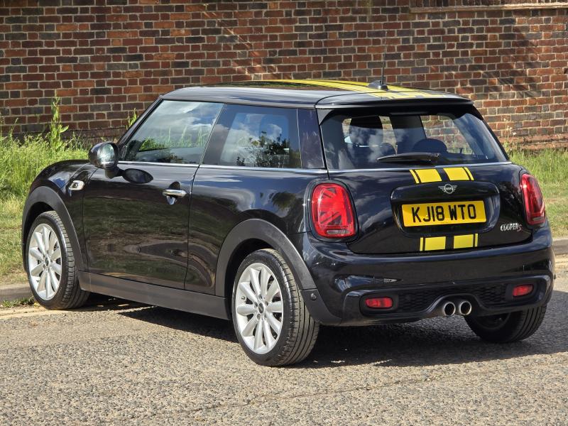 Mini Hatchback