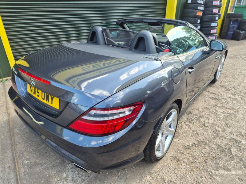 Mercedes-Benz SLK 200